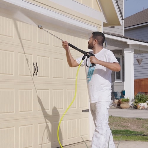 Professional pressure washing near me_that 1 painter
